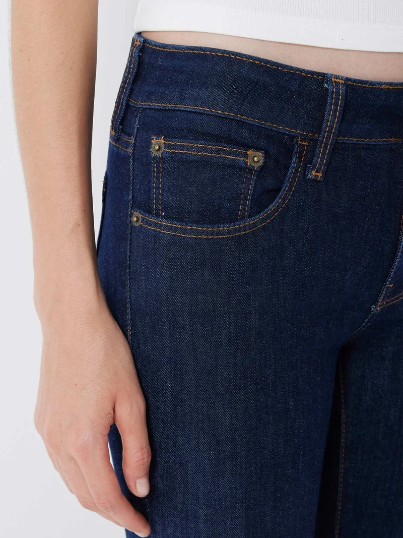 MAVI - Bella, Mid-Waist, Slim Bootcut, Rinse Str