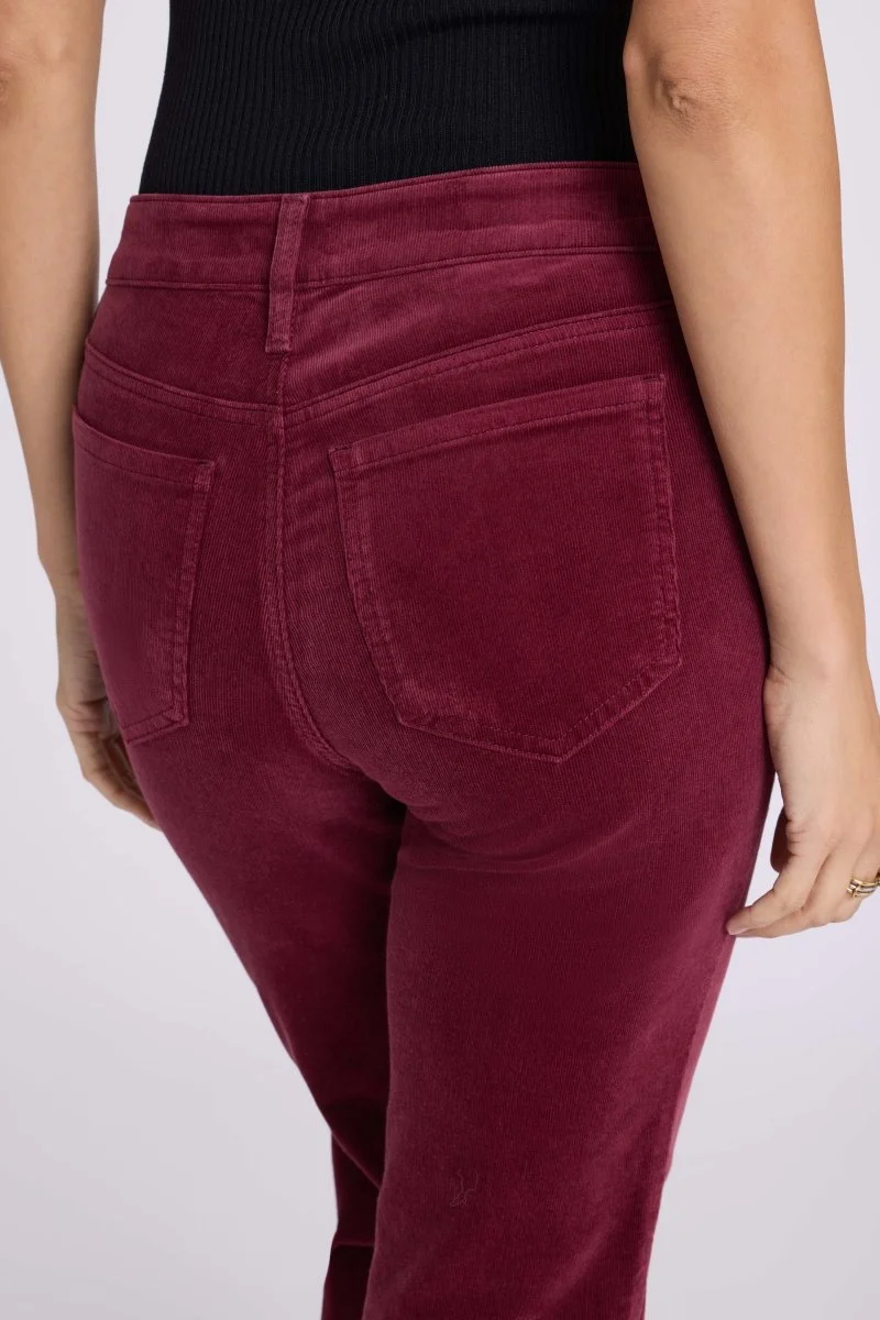 Brooklyn Bootcut Pants in Fine Wale Stretch Corduroy | Sienna Red