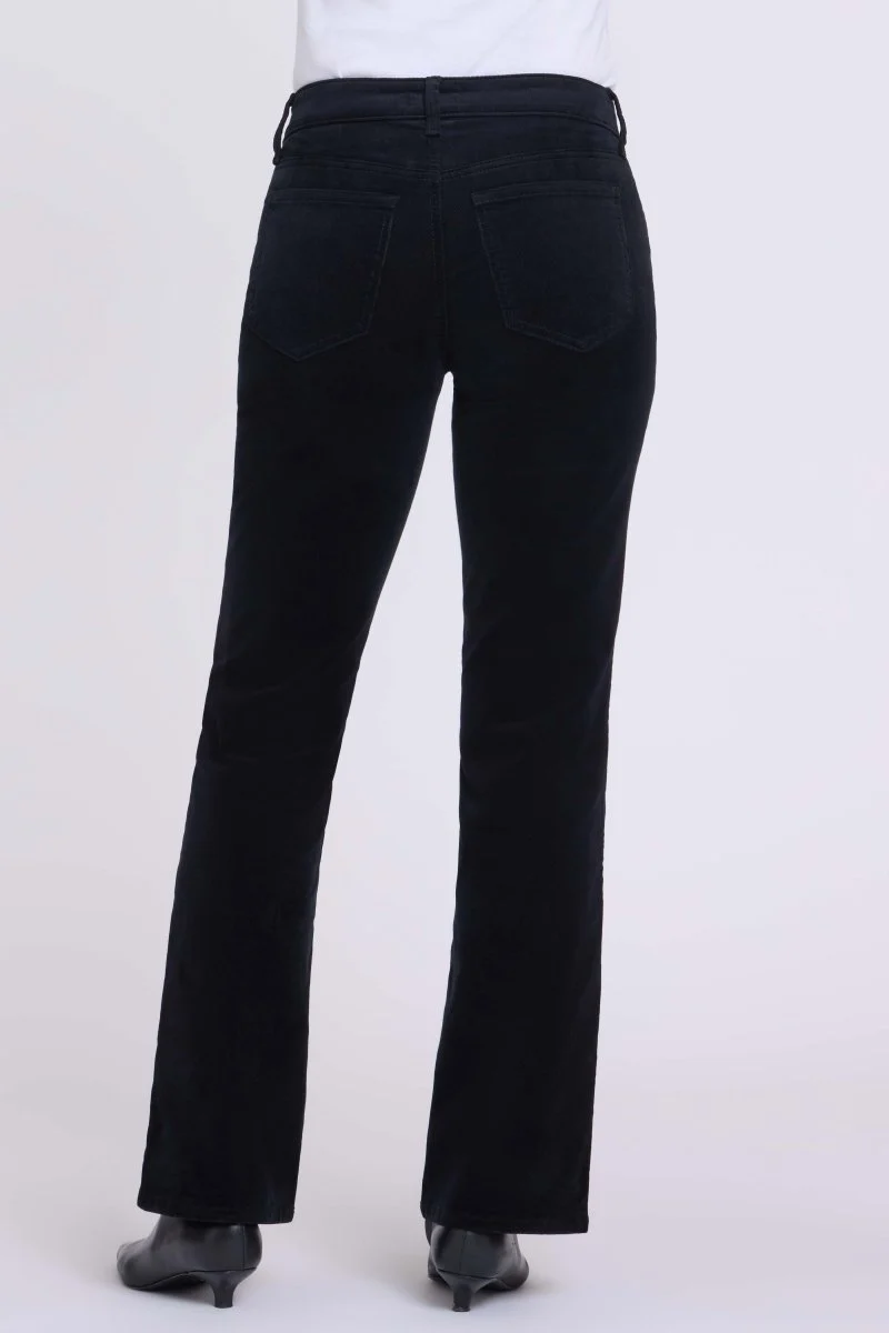Brooklyn Bootcut Pants in Fine Wale Stretch Corduroy | Black