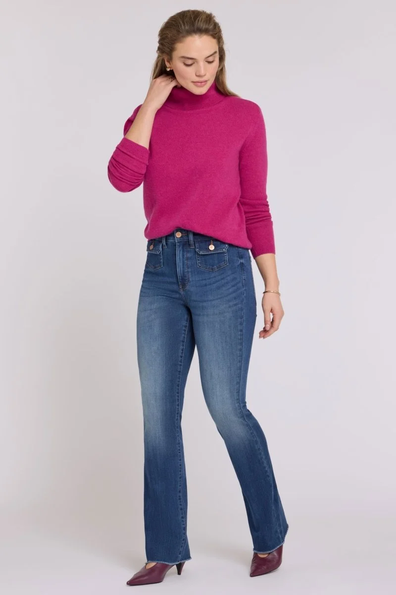 Barbara Bootcut Jeans aus Sure Stretch® Denim mit High Waist | Elm