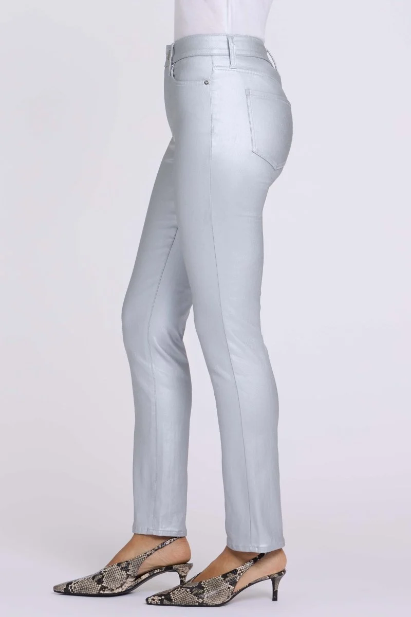Beschichtete Sheri Slim Straight Jeans mit High Waist | Coated Silver