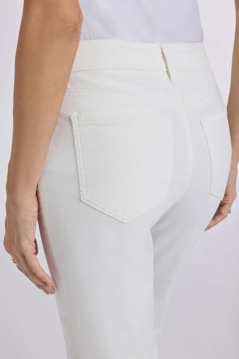 Marilyn Straight | Vintage White