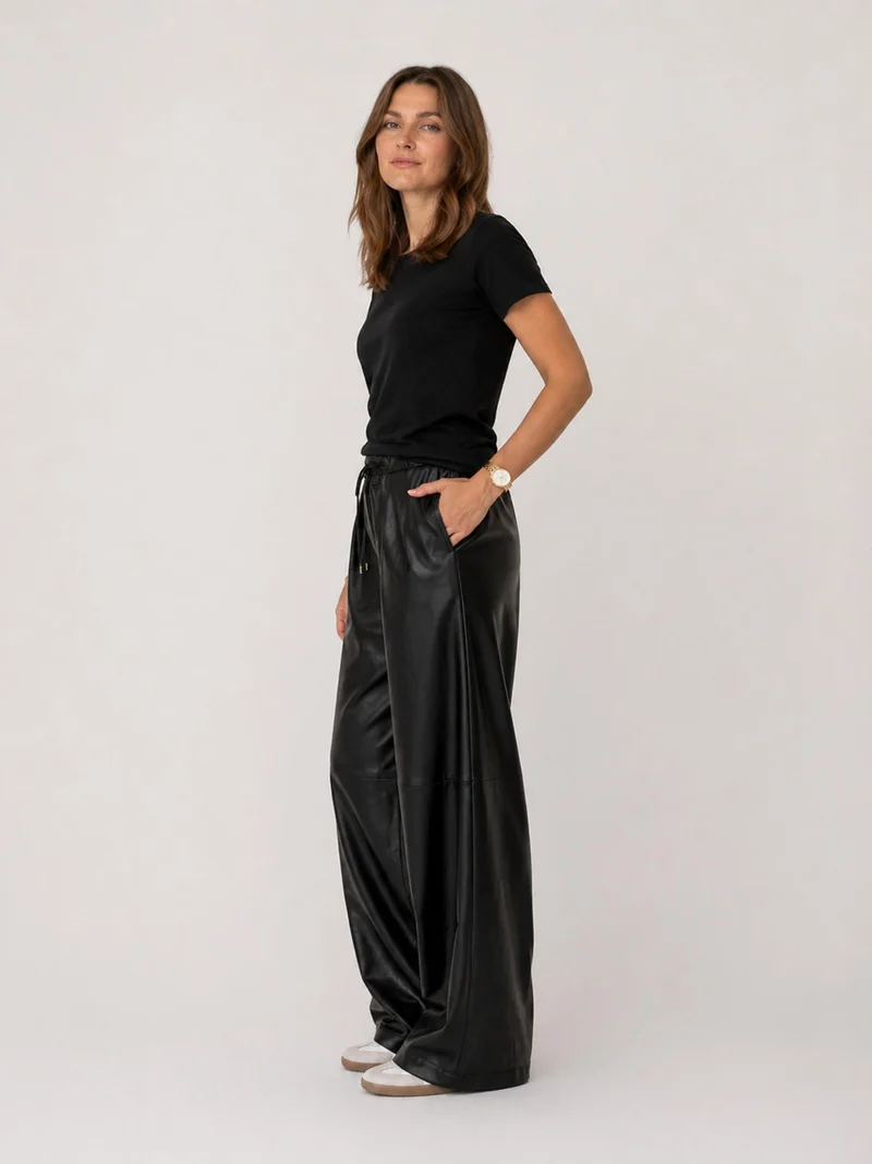 ONLY M - Palazzo Lederimitat mit elastischen Gummizug, High Waist, Black