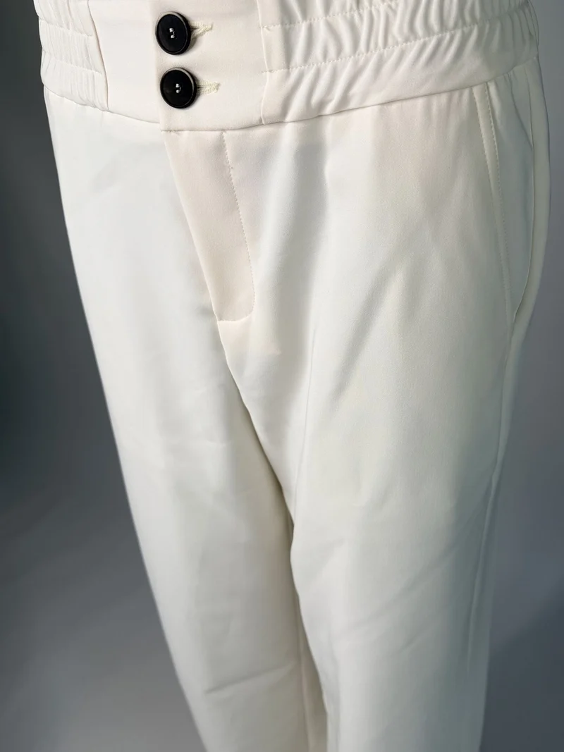 ONLY M - Stoffhose mit elastischen Gummizug, Straight Leg, High Waist, Creme