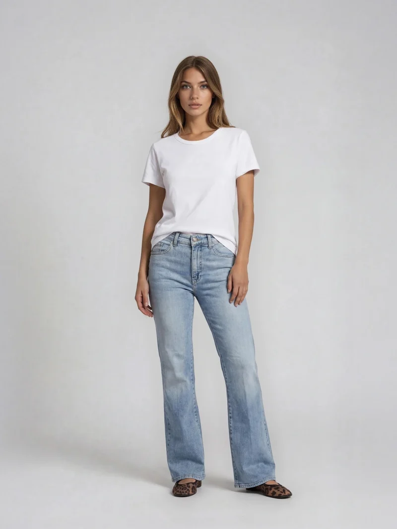MAC - WIDE Patch Pocket, Mid-Waist, Super Bright