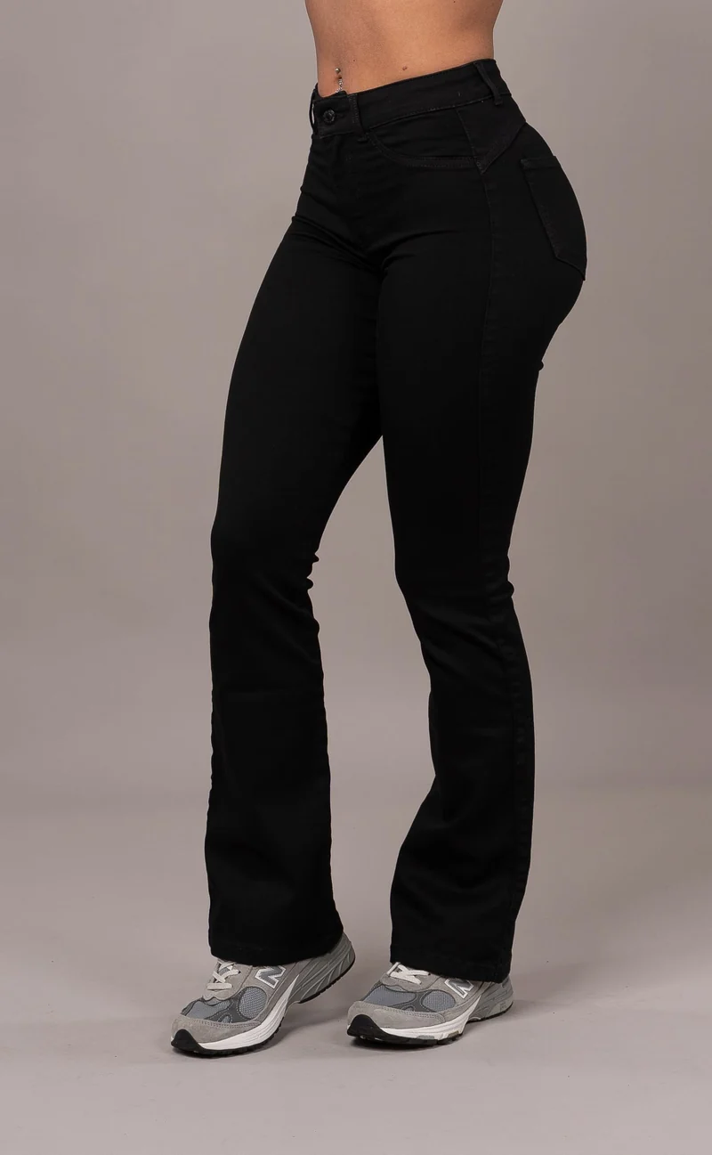 Womens Flared Mid Waisted Fitjeans - Black