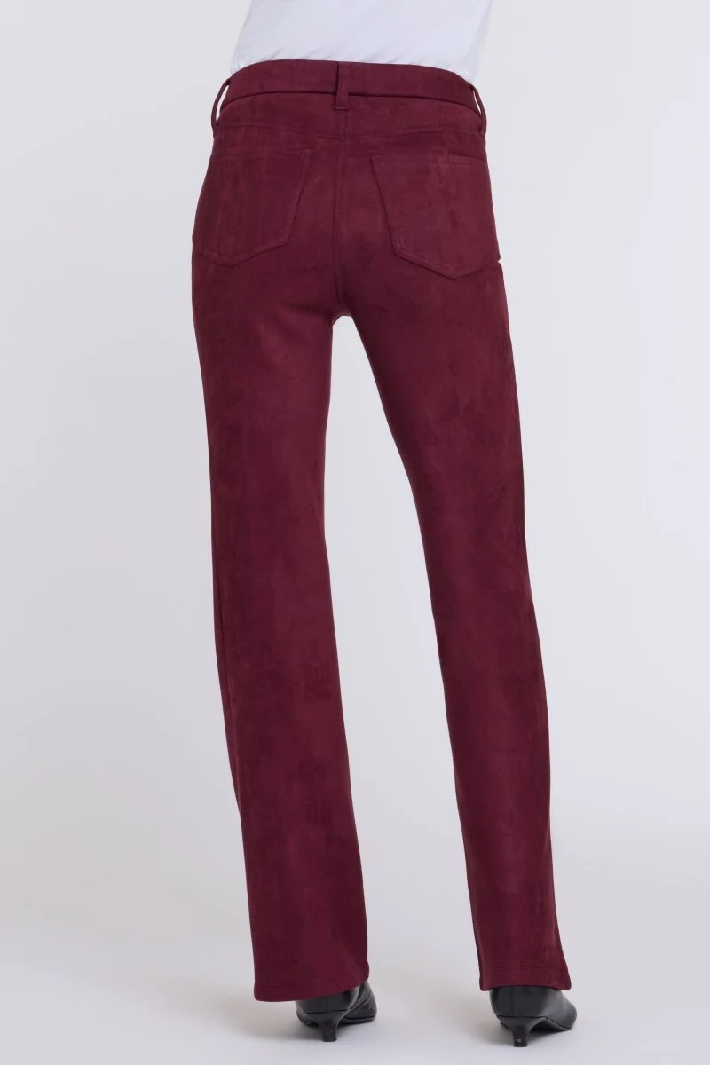 Brooklyn Bootcut Hose aus Velourslederimitat Sculpt-Her™ Kollektion | True Burgundy