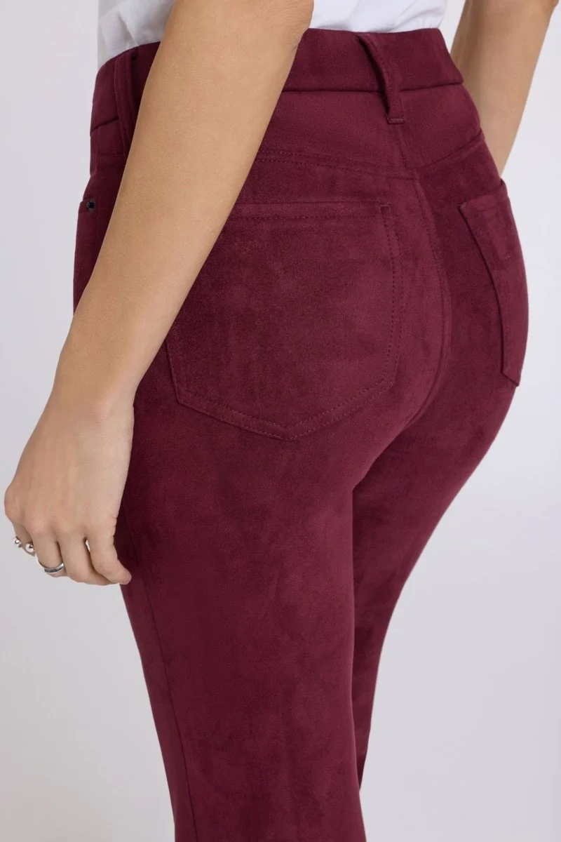 Brooklyn Bootcut Hose aus Velourslederimitat Sculpt-Her™ Kollektion | True Burgundy