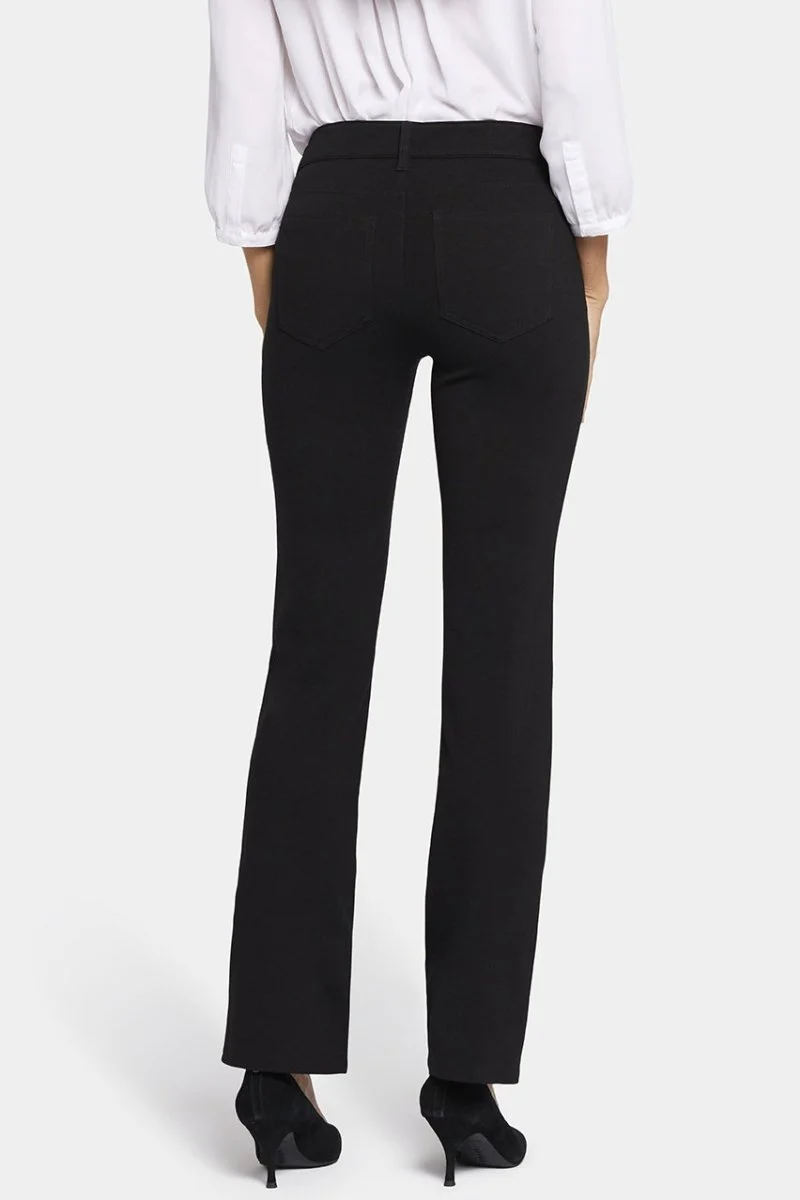 Marilyn Straight Pants in Ponte Strick | Black