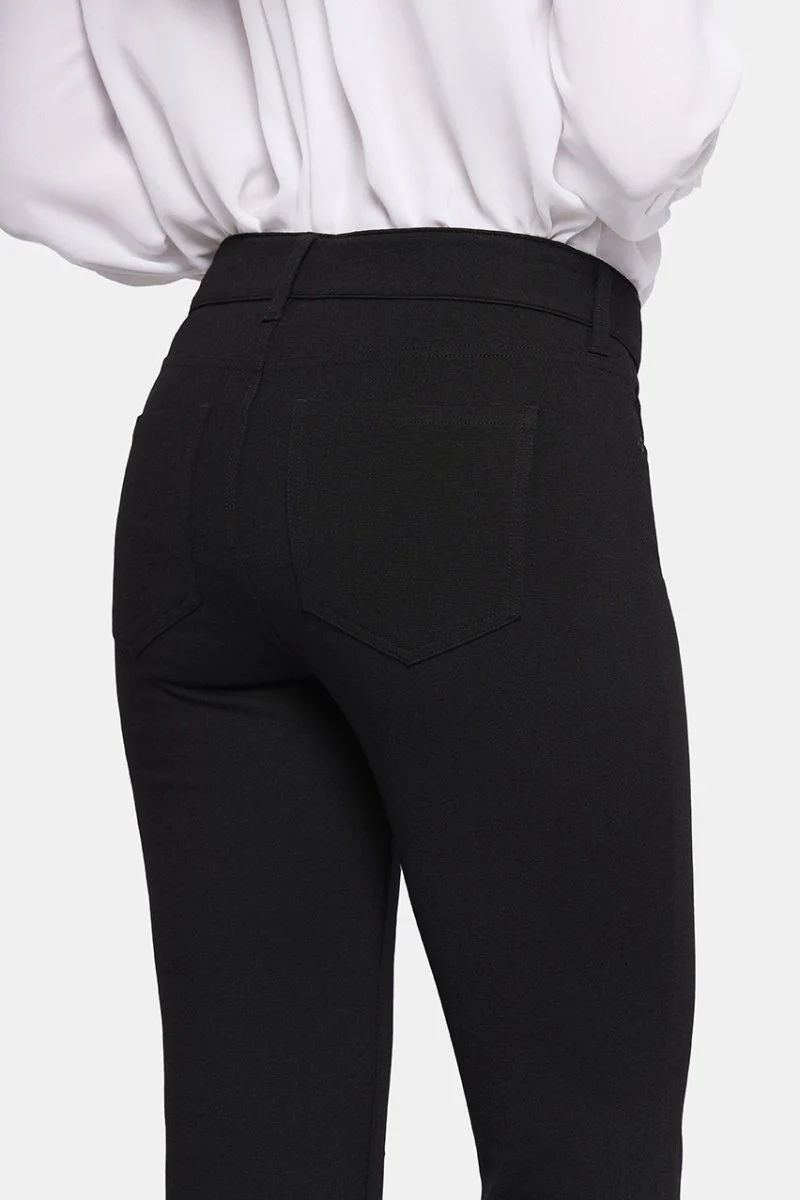 Marilyn Straight Pants in Ponte Strick | Black