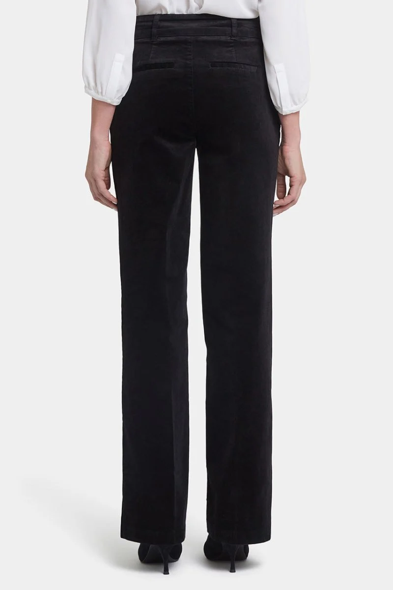 Straight Pants in Velveteen | Black