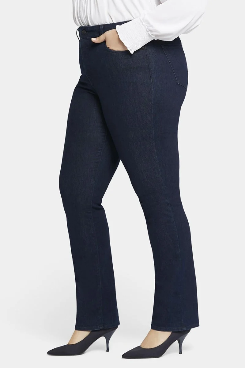 Marilyn Straight Jeans Plus Dunkelblauem Premium Denim | Rinse