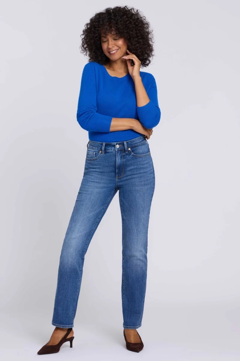 Marilyn Straight Jeans mit High Waist | Yarrow
