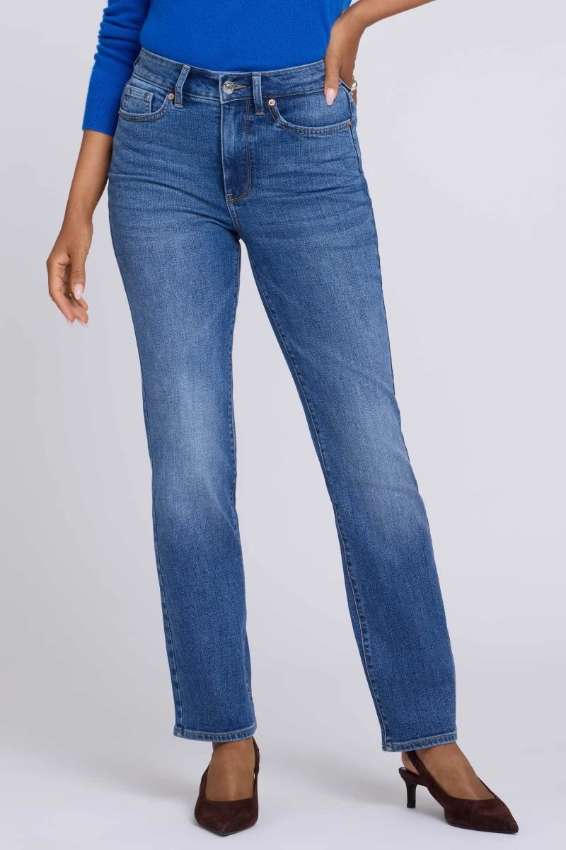 Marilyn Straight Jeans mit High Waist | Yarrow
