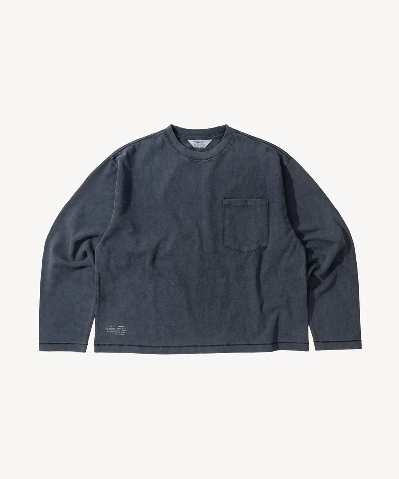 THE BEST LONG-SLEEVE POCKET TEE