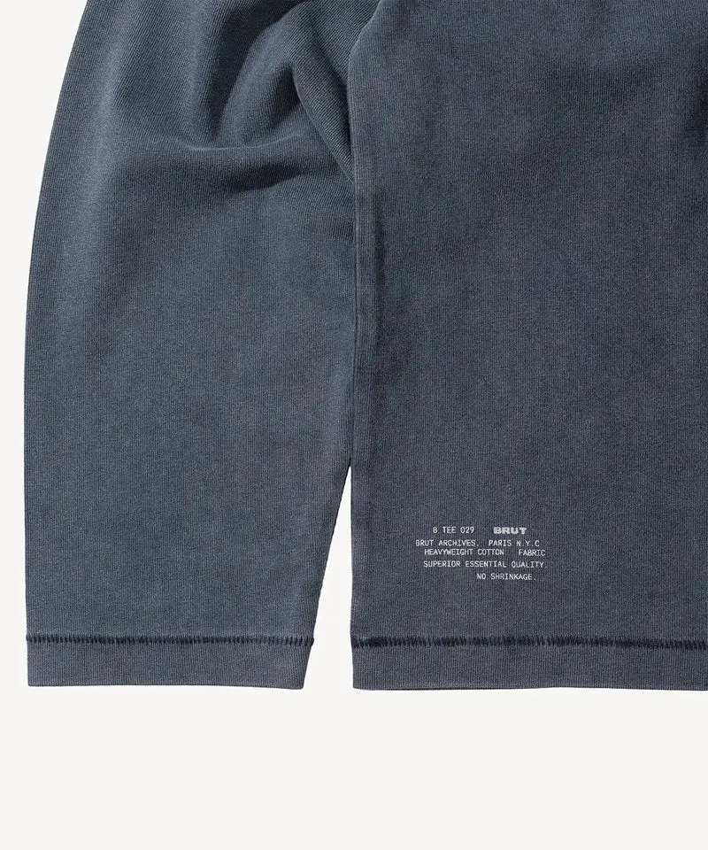 THE BEST LONG-SLEEVE POCKET TEE