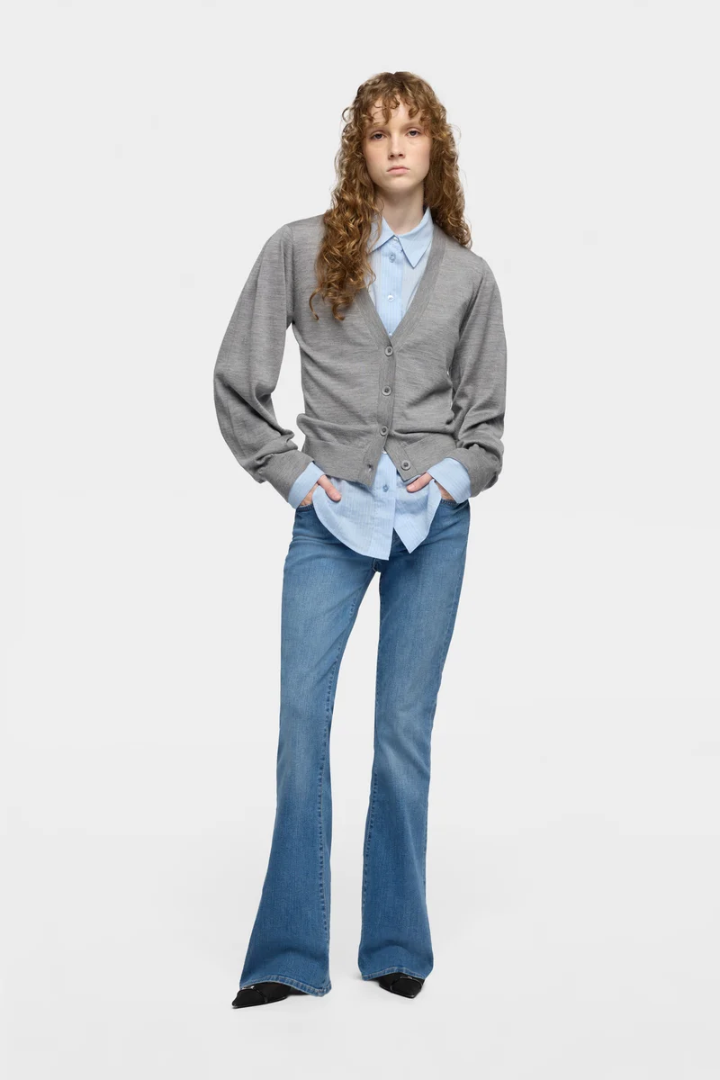 TAILORLESS BOOTCUT in Denim Astra