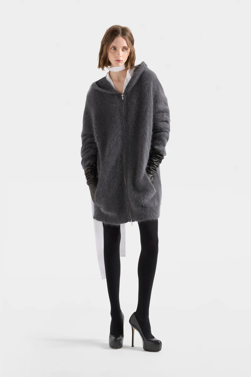 FUZZY ZIP HOODIE in Alpaca Blend Stone