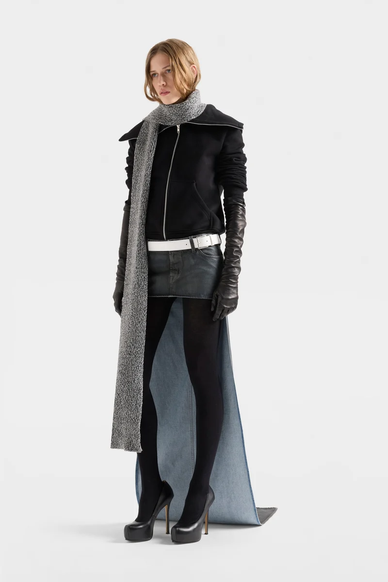 ASYMETRIC MINI SKIRT in Denim Nolita