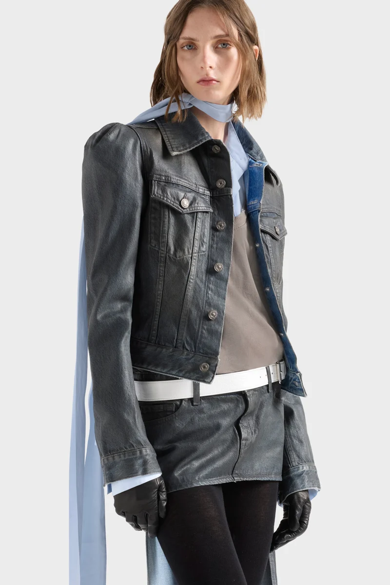 PUFF SLEEVE TRUCKER JACKET in Denim Nolita