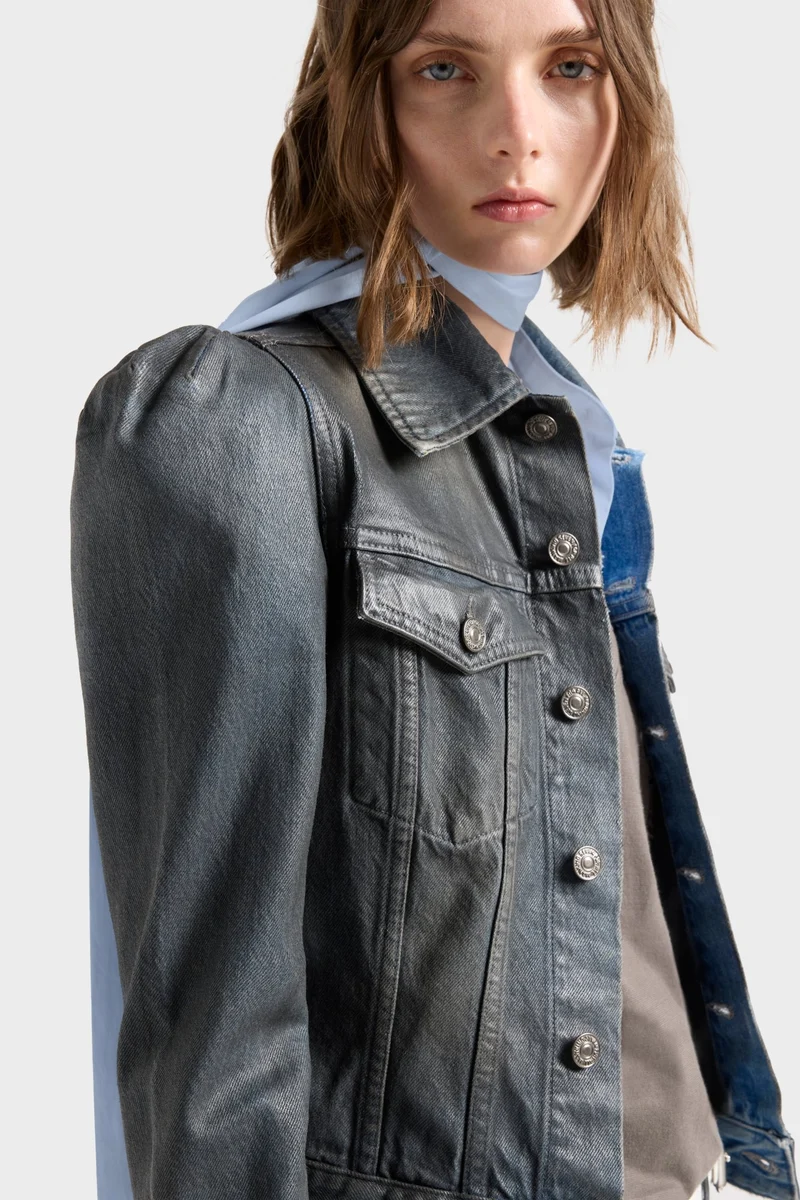 PUFF SLEEVE TRUCKER JACKET in Denim Nolita