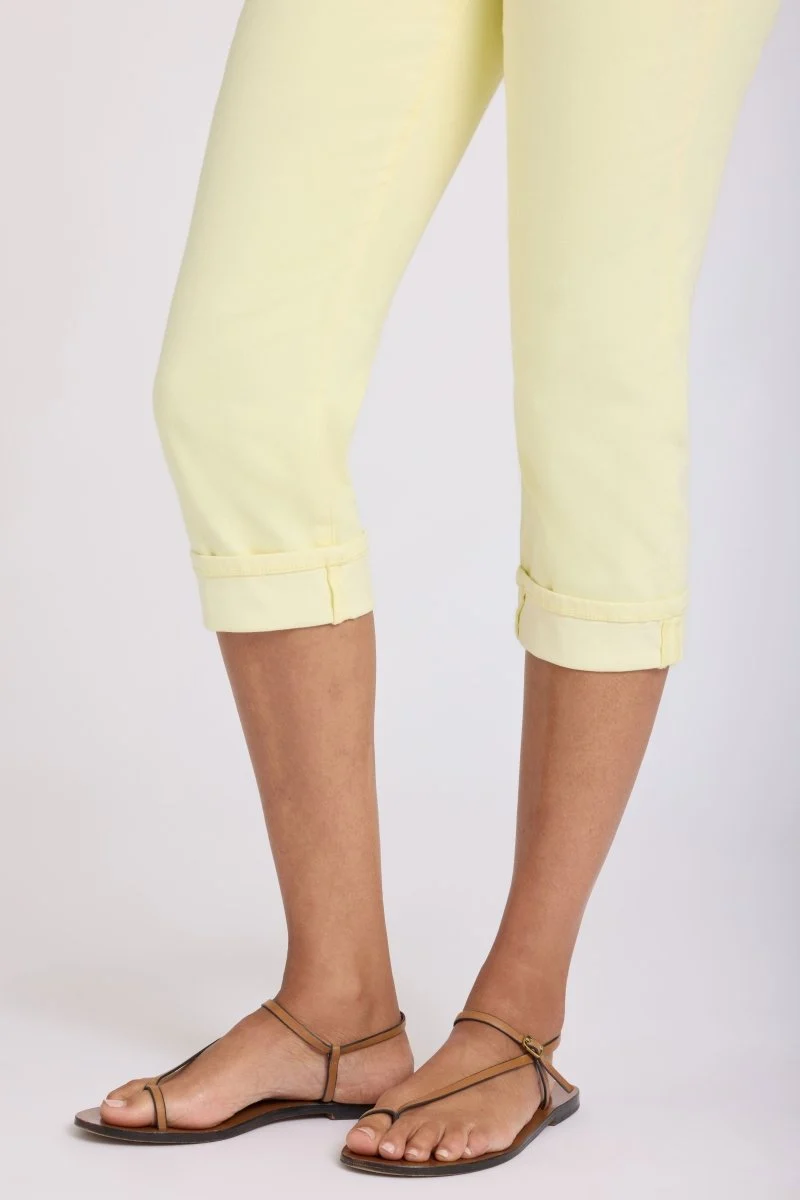 Marilyn Straight Crop Jeans In Cool Embrace® Denim | Chardonnay