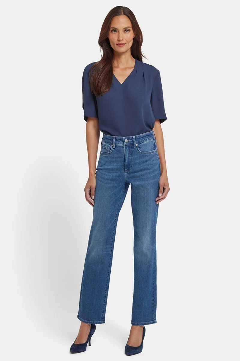 Marilyn Straight Jeans | Lake Notre-Dame