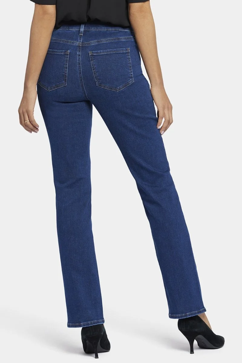 Ellison High Rise Straight Dunkelblau Premium Denim | Quinn