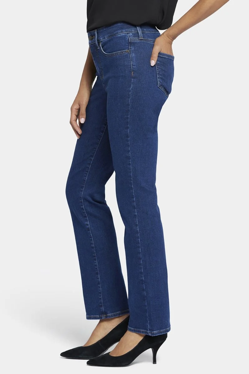 Ellison High Rise Straight Dunkelblau Premium Denim | Quinn
