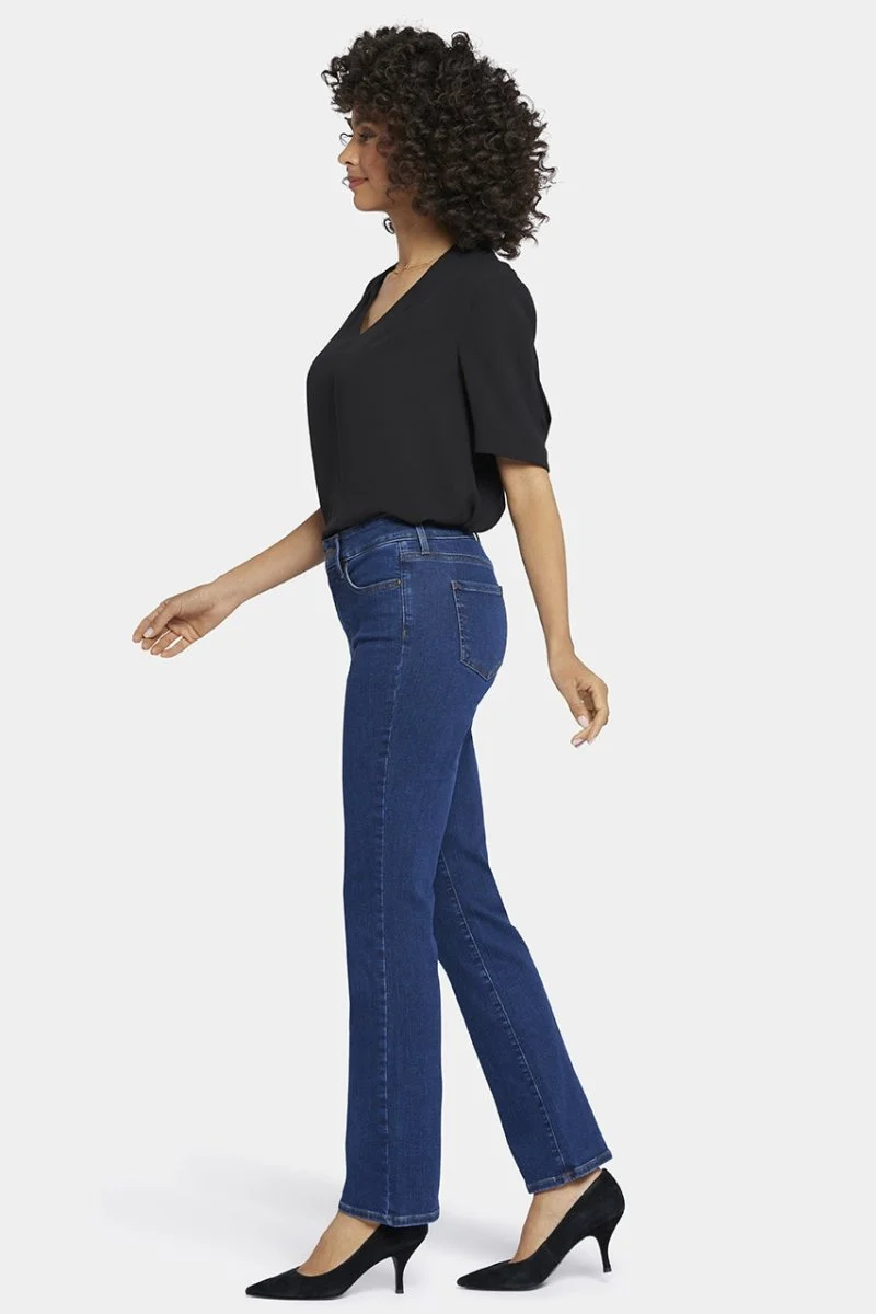 Ellison High Rise Straight Dunkelblau Premium Denim | Quinn