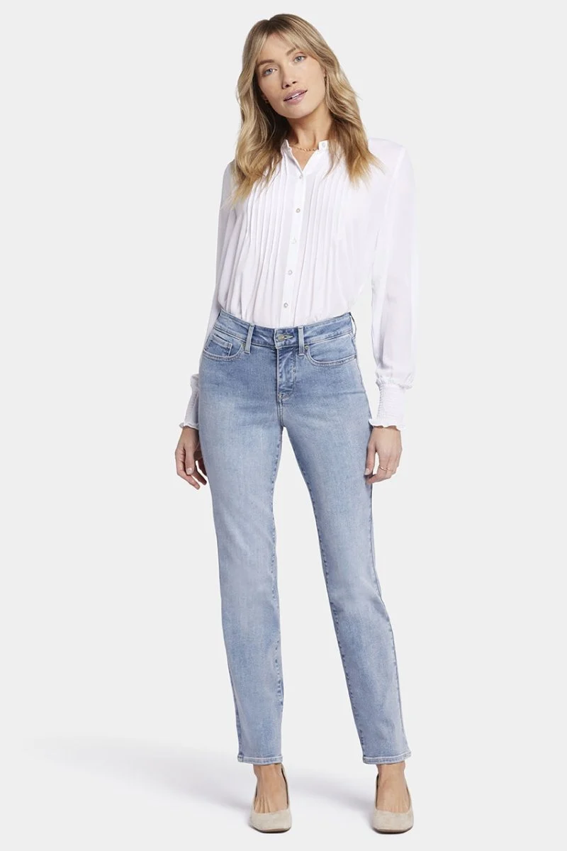 Ellison High Rise Straight Hellblau Premium Denim | Haley