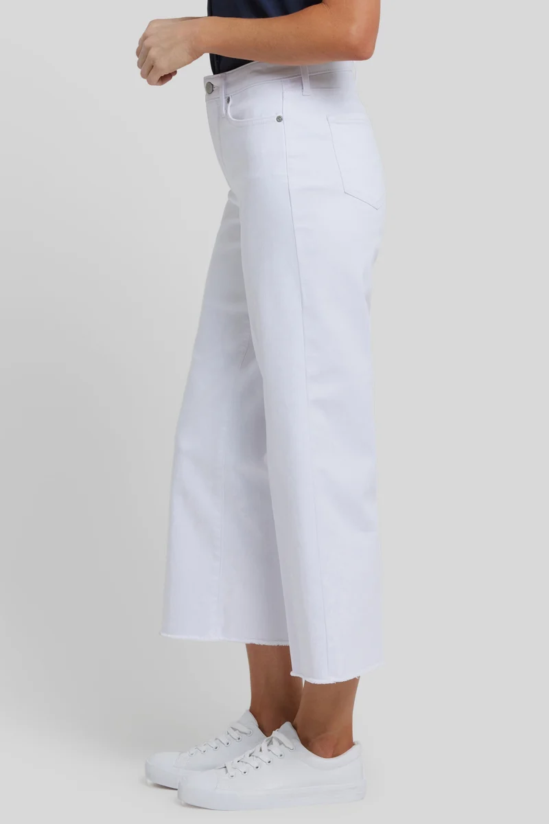 Coco Relaxed Wide Leg Crop Jeans mit High Rise | Optic White
