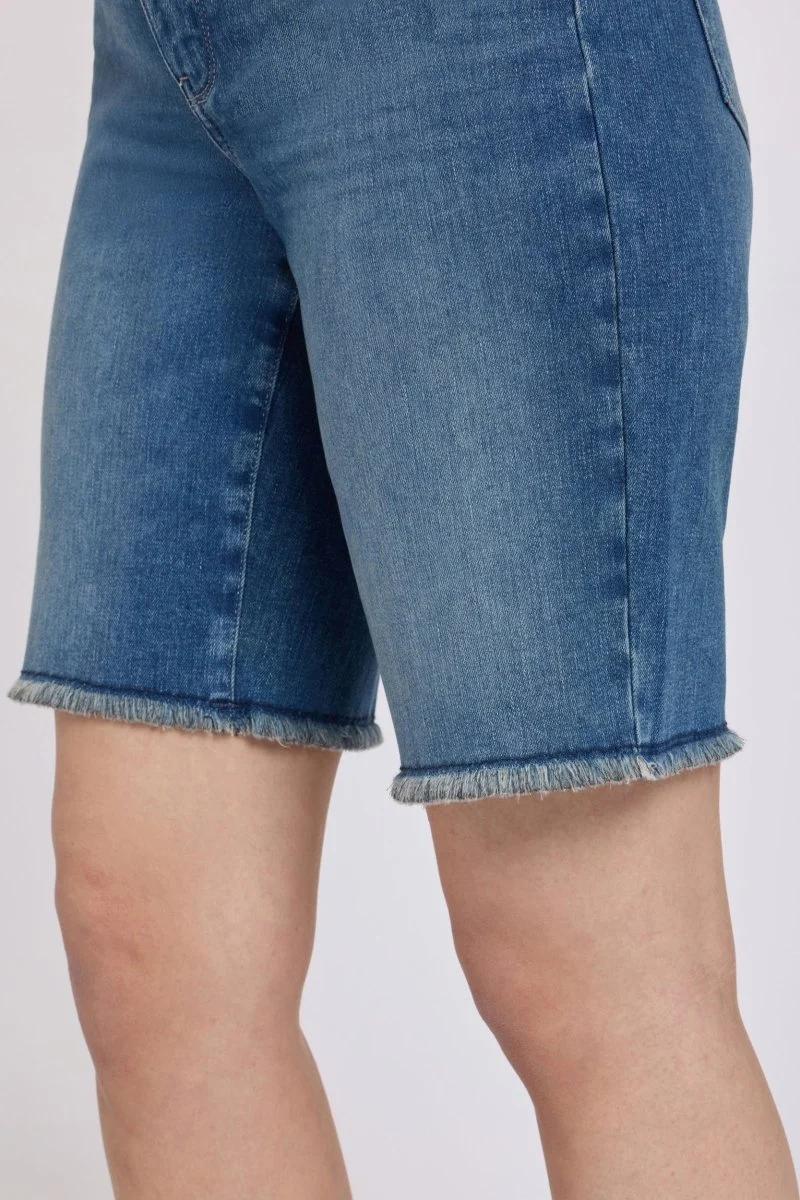 Boyfriend Denim Shorts in Re-New Denim | Breezy Palms