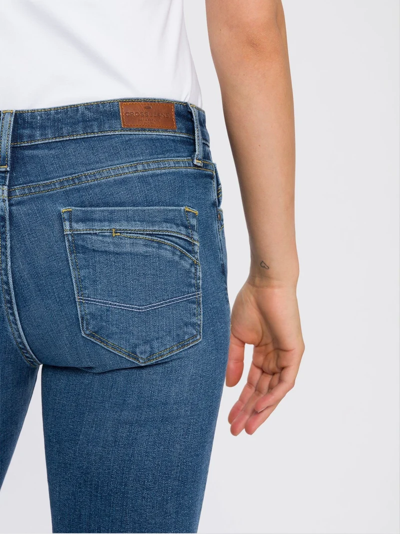 CROSS JEANS - LAUREN, Regular Fit, Mid Waist, Mid Blue Used