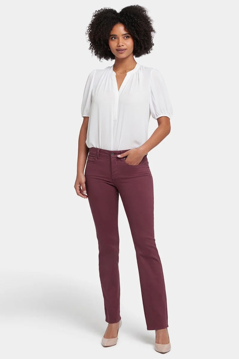 Marilyn Straight Jeans Rot Farbiger Denim | Dark Cherry
