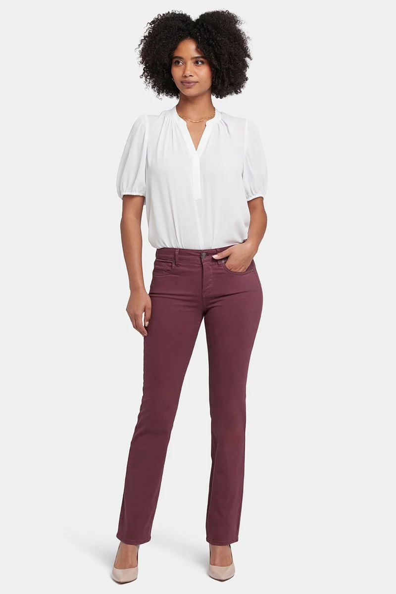 Marilyn Straight Jeans Rot Farbiger Denim | Dark Cherry