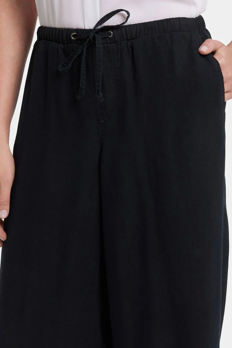 Jayne Wide Leg Pull-On Hosen | Overdye Black