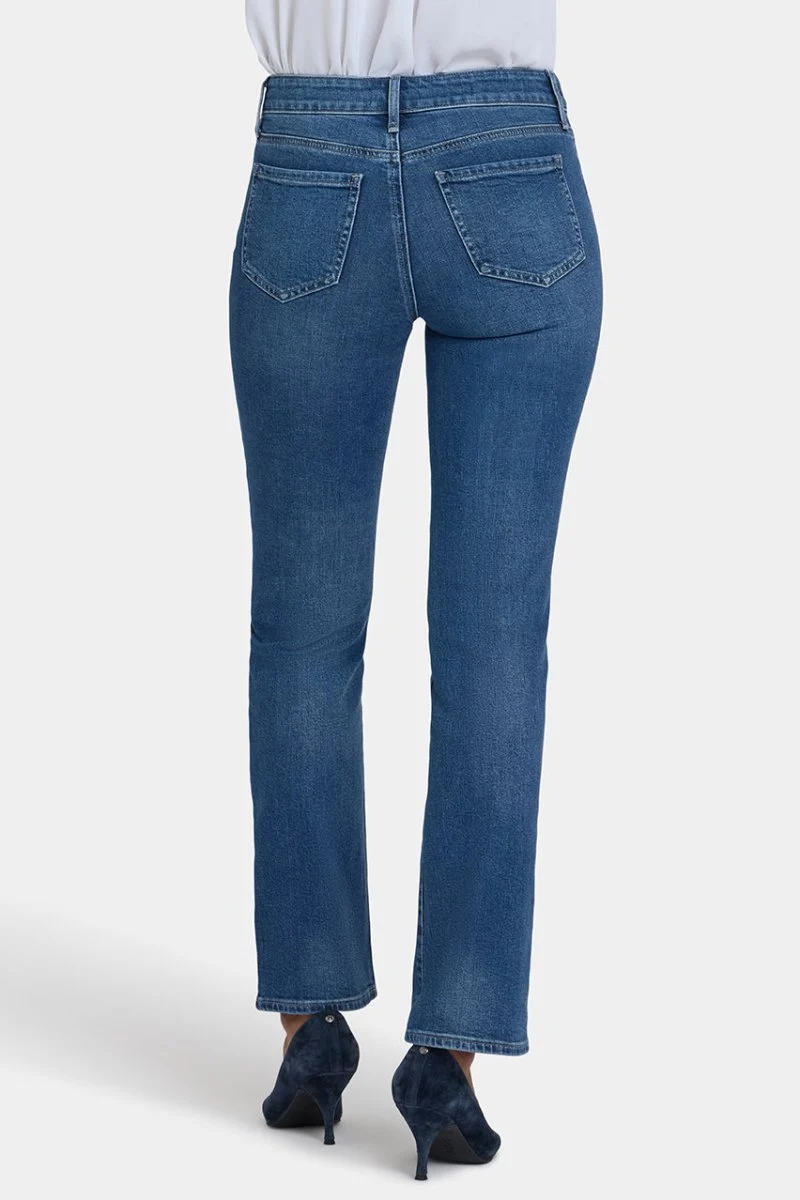 Marilyn Straight Jeans | Lake Notre-Dame