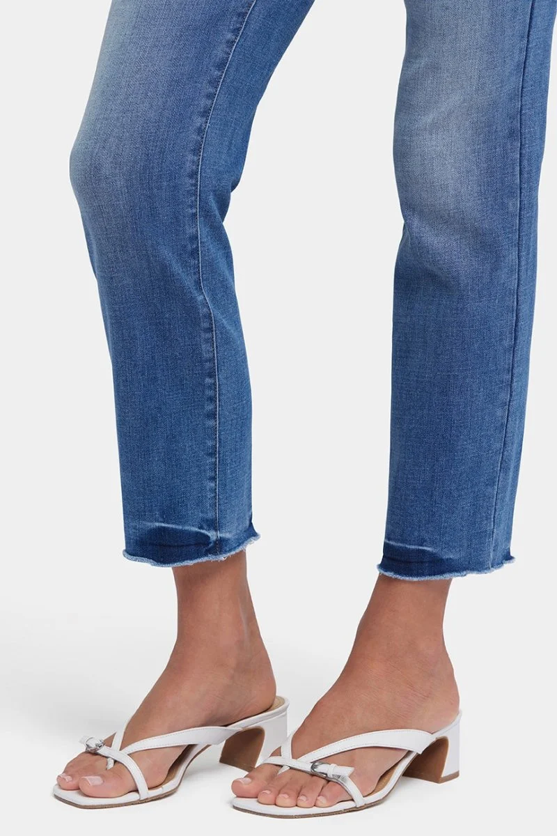 Sheri Slim Ankle Jeans mit ausgefransten Säumen | Bilbao Crest