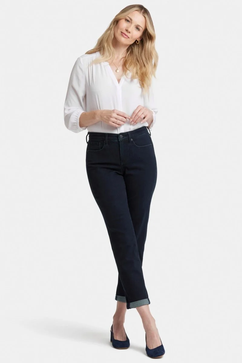 Margot Girlfriend Jeans Dunkelblau Premium Denim | Midnight Falls