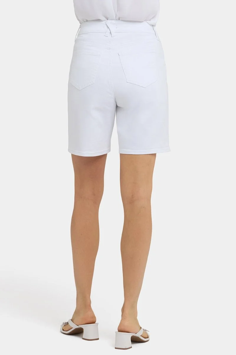 Erin Relaxed Denim Shorts mit High Rise | Optic White