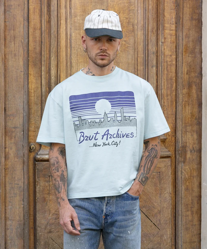 MY KIND OF TOWN TEE