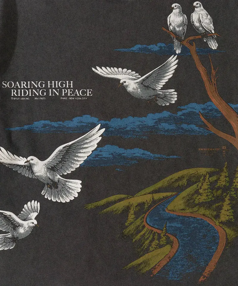SOARING HIGH TEE