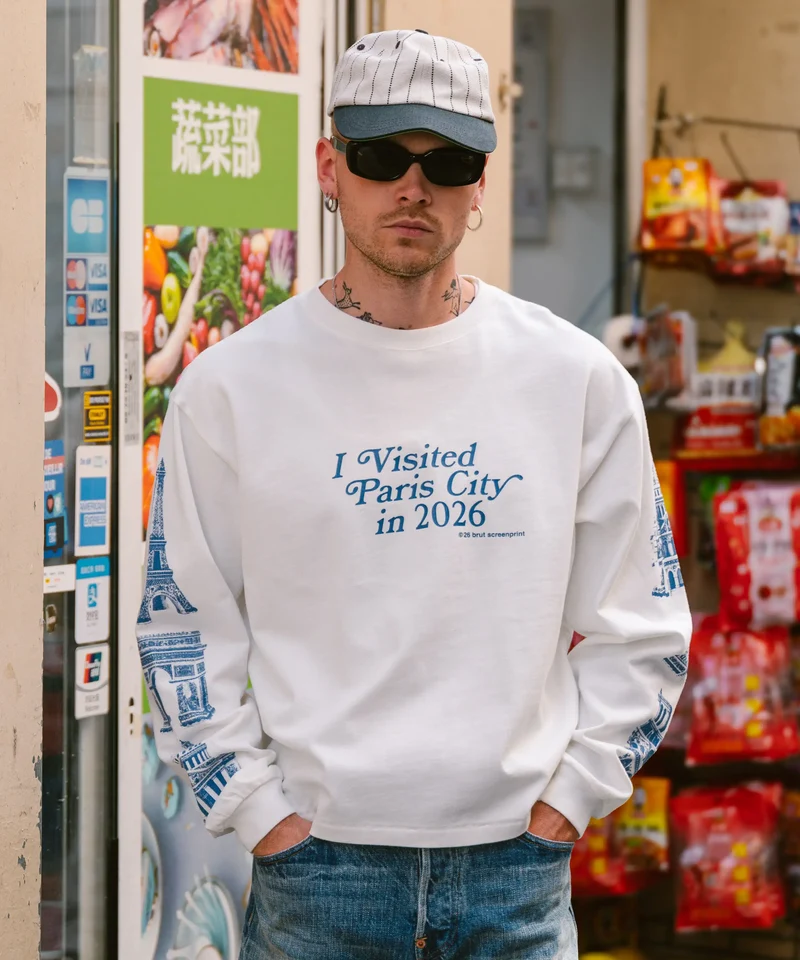 THE PORCELAIN SOUVENIR TEE