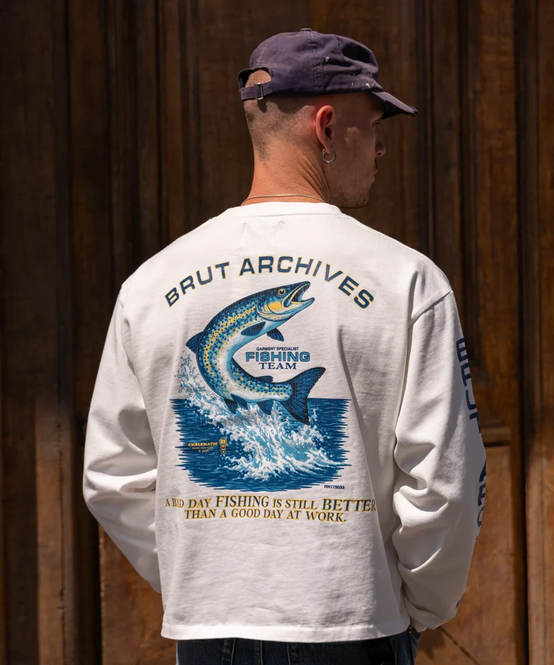 FISHING TEE