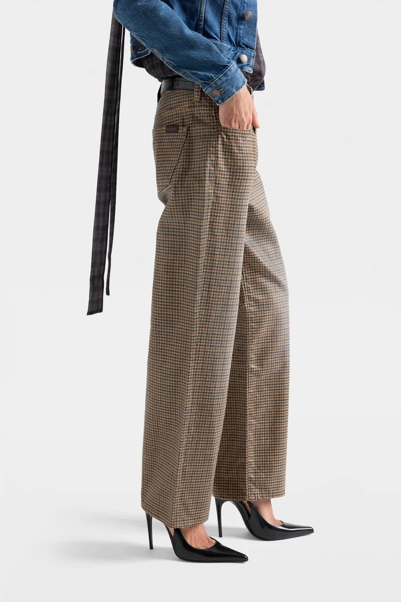 CALIE STRAIGHT in Denim Tribeca