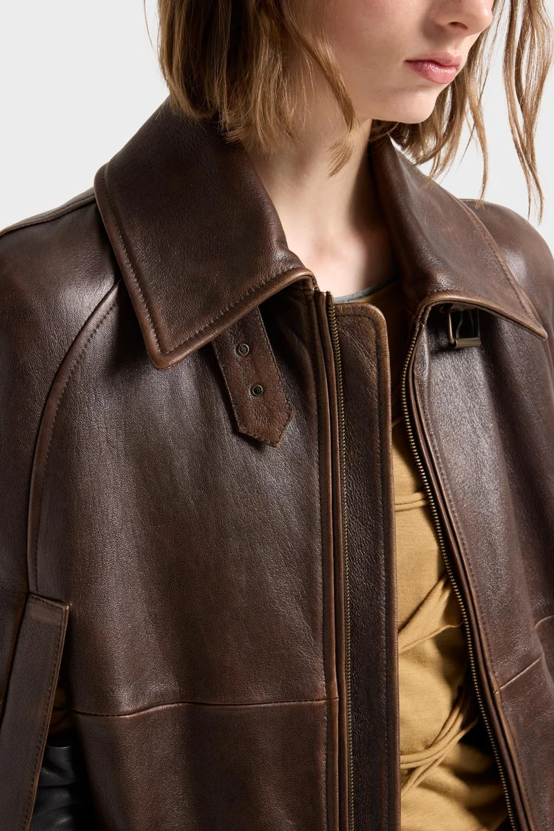 CAPE in Leather Burnt Chestnut