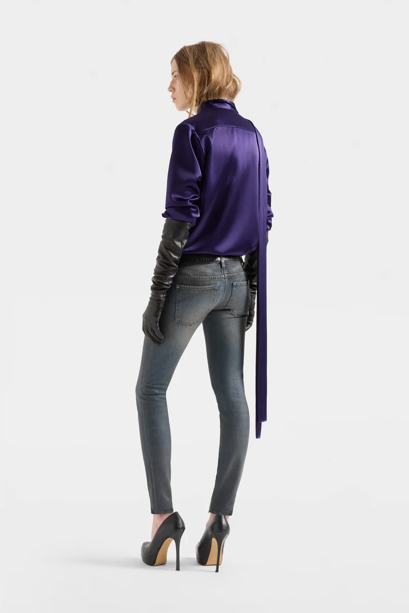 LONG SLEEVE BOW SHIRT in Satin Icevine