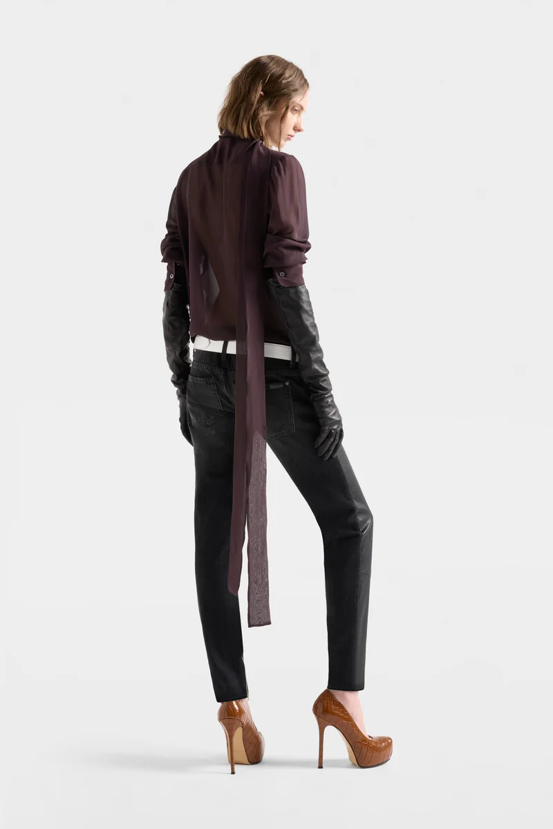 LONG SLEEVE BOW SHIRT in Silk Cherry