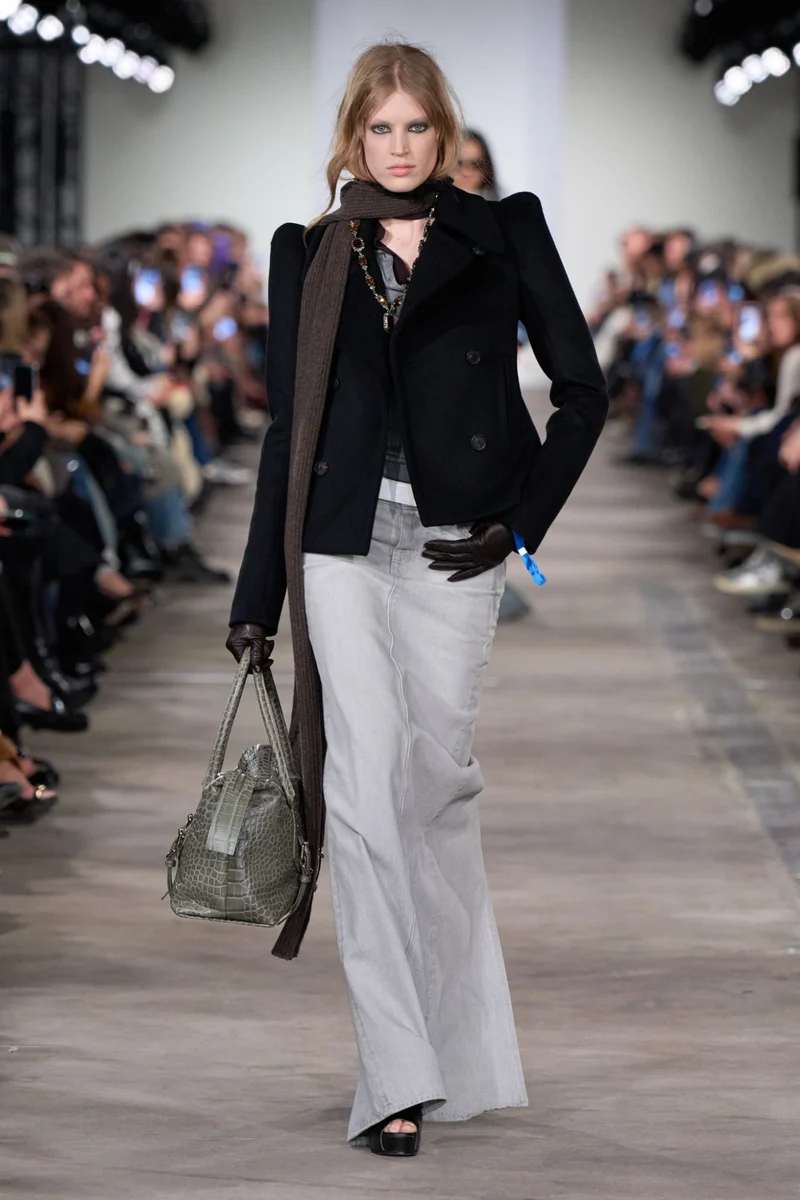 DOUBLE BREASTED HIGH SHOULDER JACKET in Wool Sable
